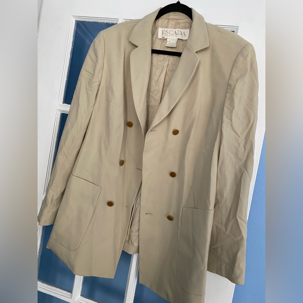 Vintage Escada Beige Blazer